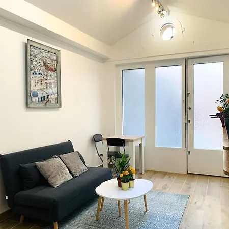 Lägenhet House - 2 Bedrooms - Champs-elysees